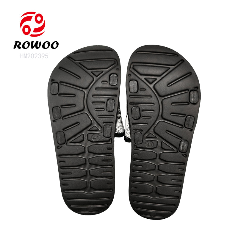 Wholesale Daily use men Custom Logo slide sandals plastic slippers men outdoor Adjustable slippers