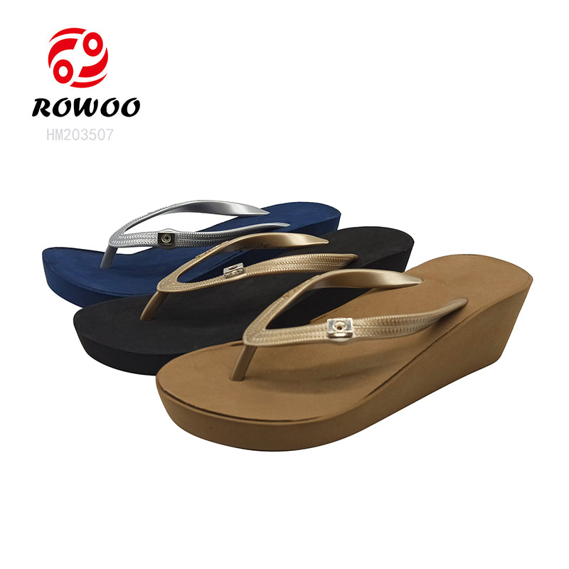 2024 Summer Women's Casual Wedge Flip Flops Lightweight Open Toe Style for Beach Use Custom Logo